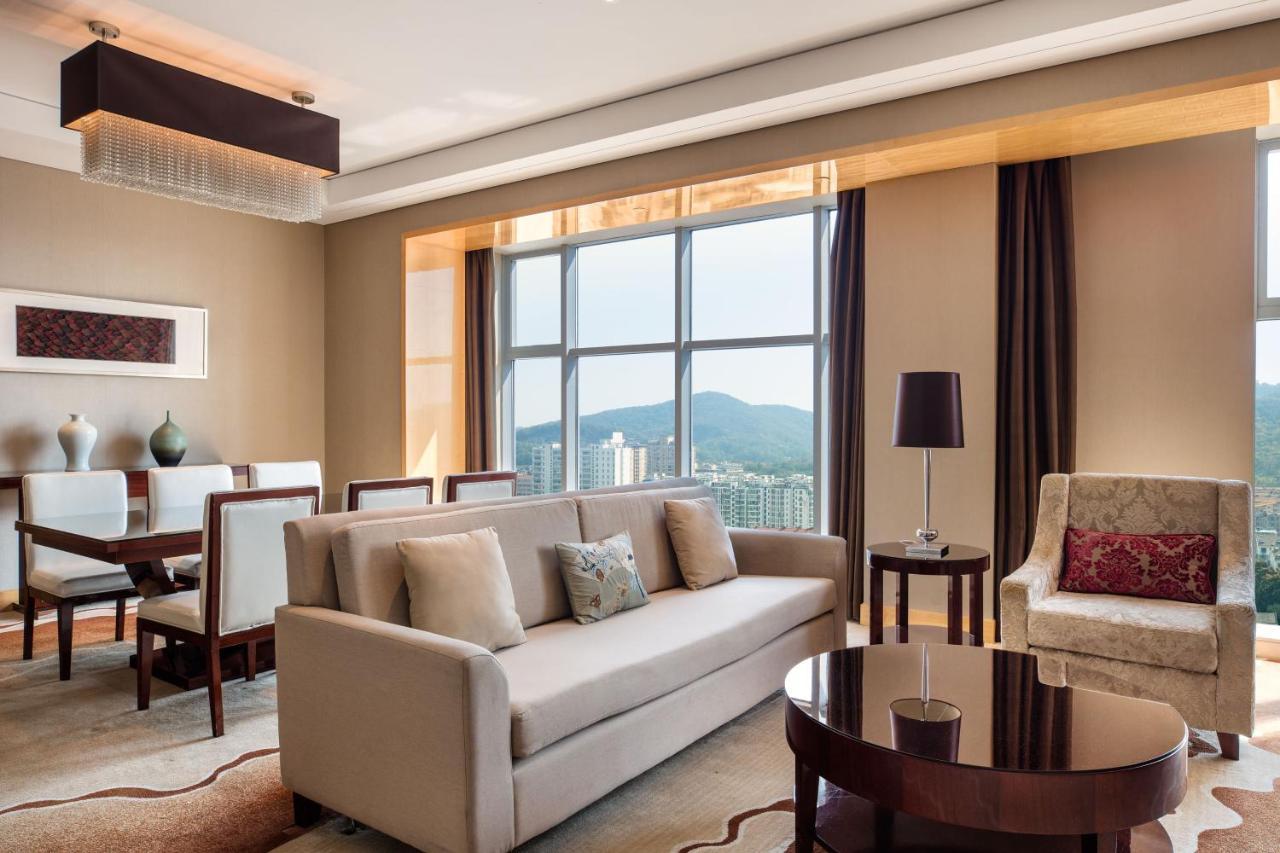 Sheraton Zhenjiang Hotel Zhenjiang (Jiangsu) Exterior foto
