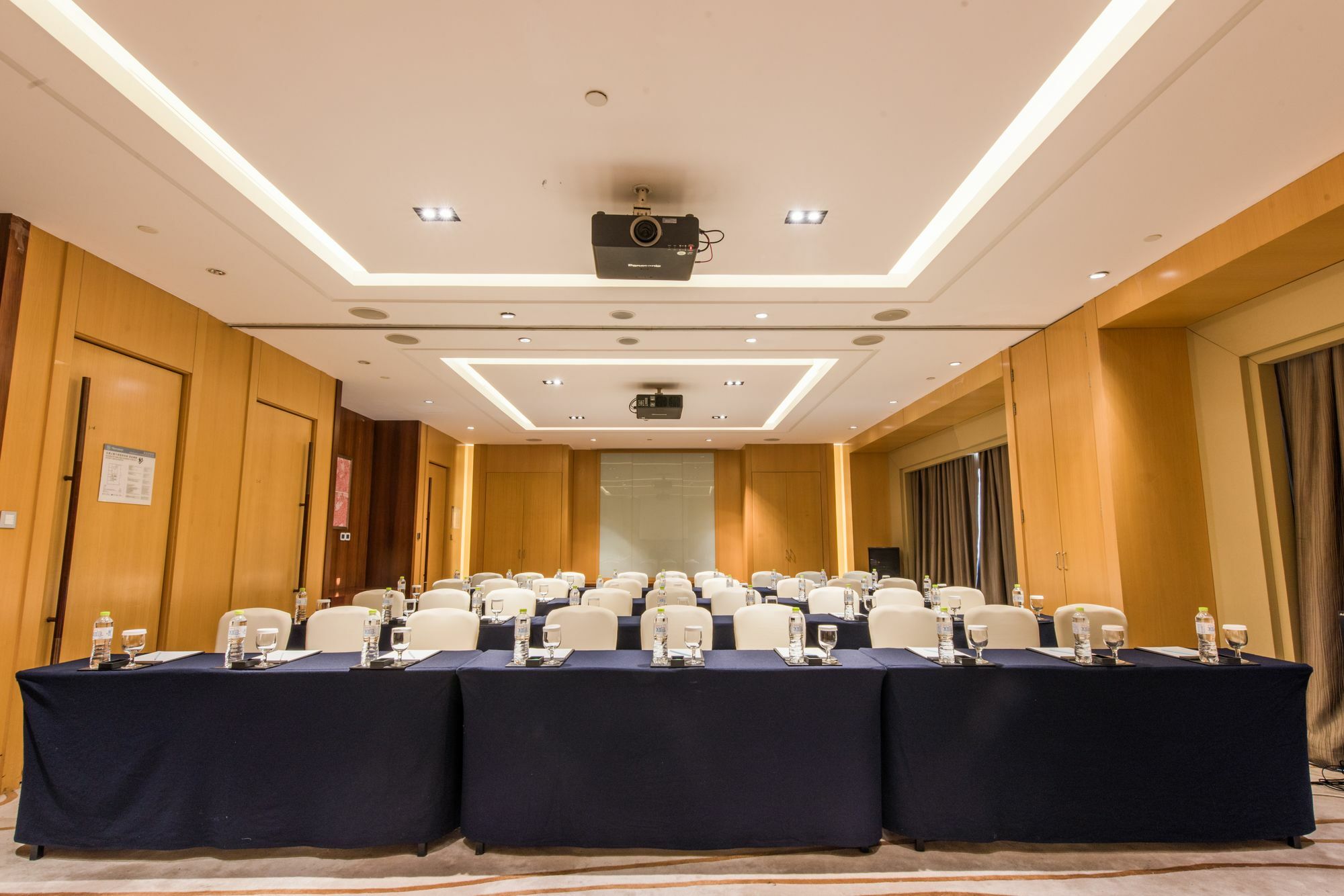 Sheraton Zhenjiang Hotel Zhenjiang (Jiangsu) Exterior foto